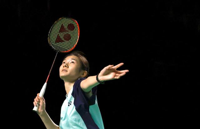 借助这种沉 借助这种沉