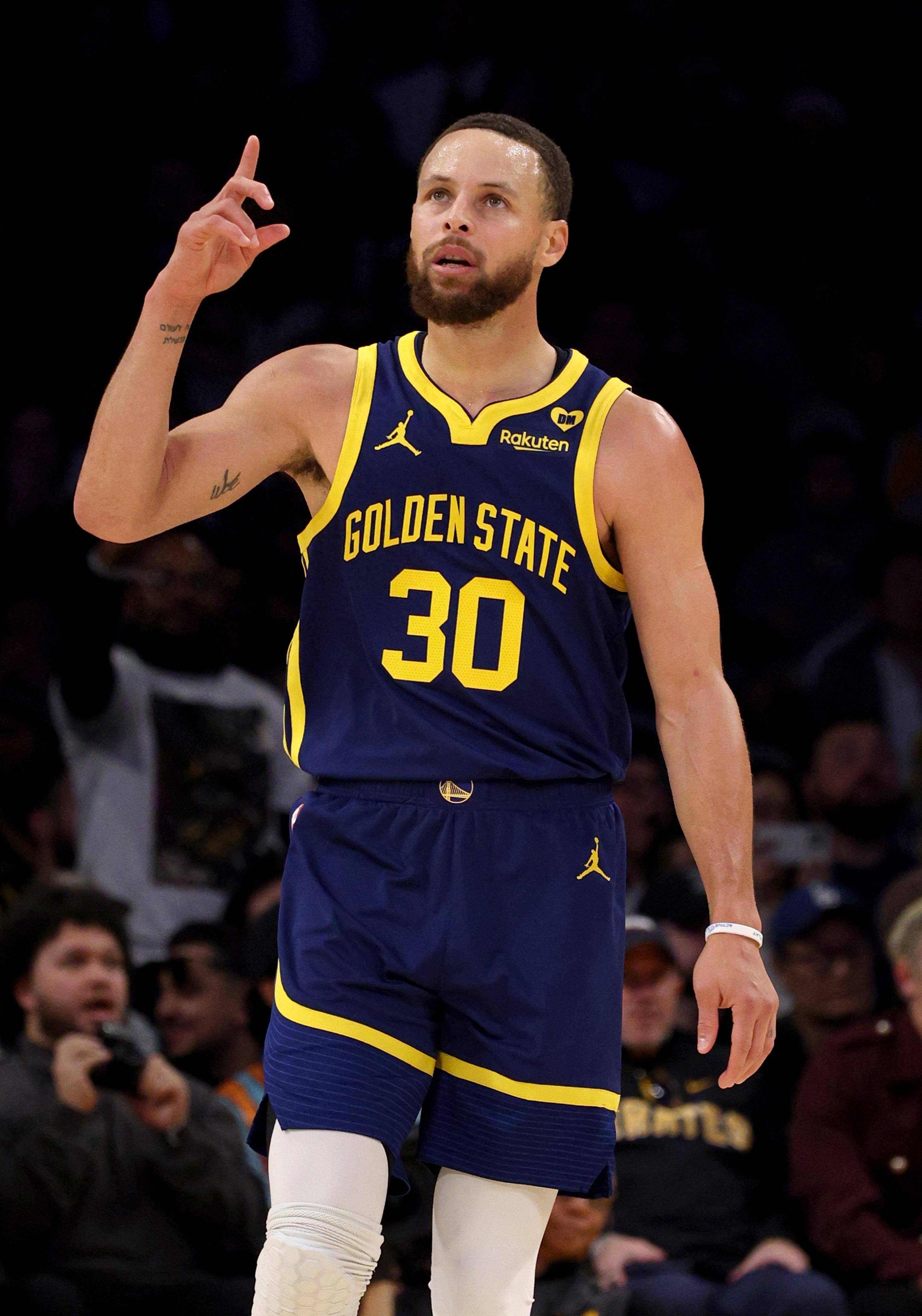 荷媒：费耶诺德拒绝了富勒姆对韩国国脚黄仁范的报价